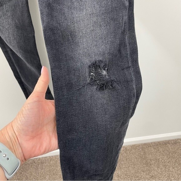 REDONE High Rise Ankle Crop Jeans in Lived In Black Size 26 - Picture 7 of 11